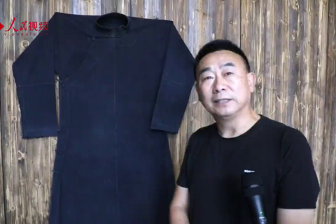 一件烈士长衫